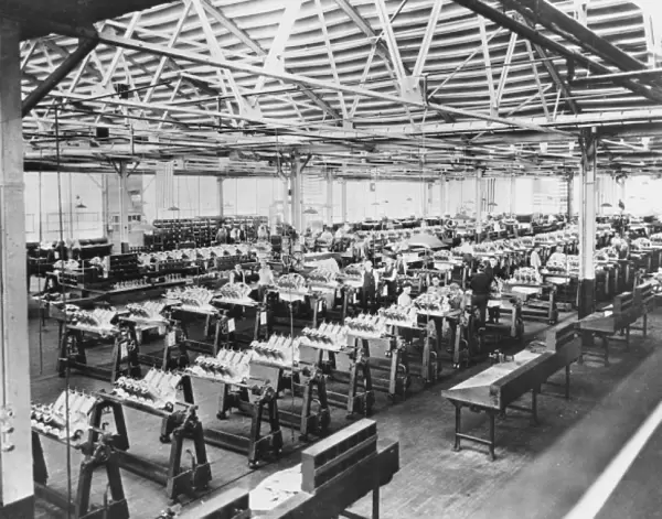 U.s car factory converted to airplane production