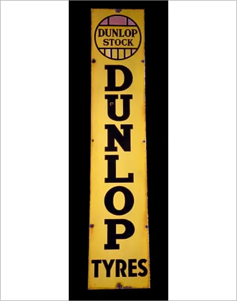 Vertical advertisement for Dunlop Tyres