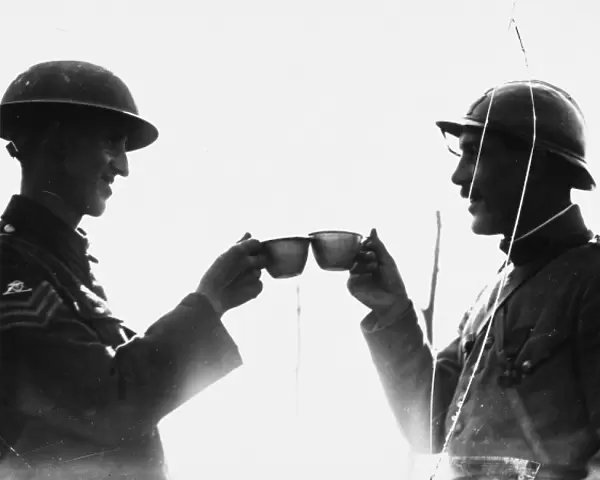 Soldiers toast in 1917