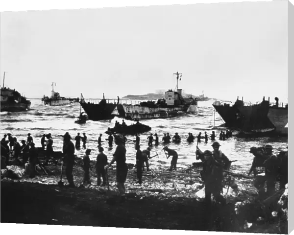 WW2 - British troops landing on Sicily