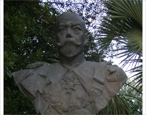 Bust of George V, San Anton Gardens, Malta