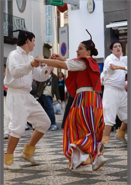 Gaula couple dancing, Funchal, Madeira
