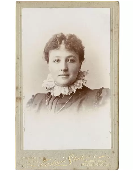 Young Victorian woman, head and shoulders portrait