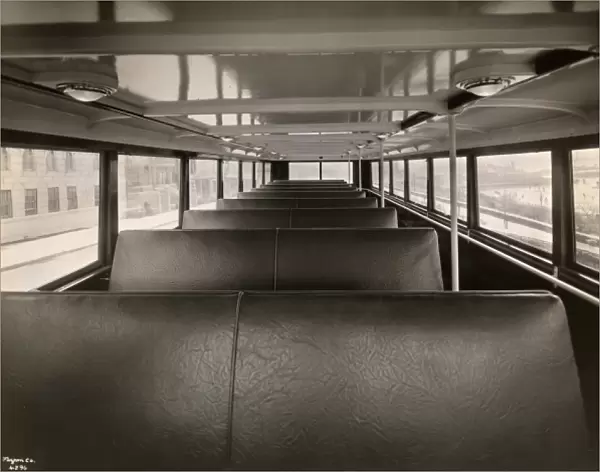 Tour bus, 1920s
