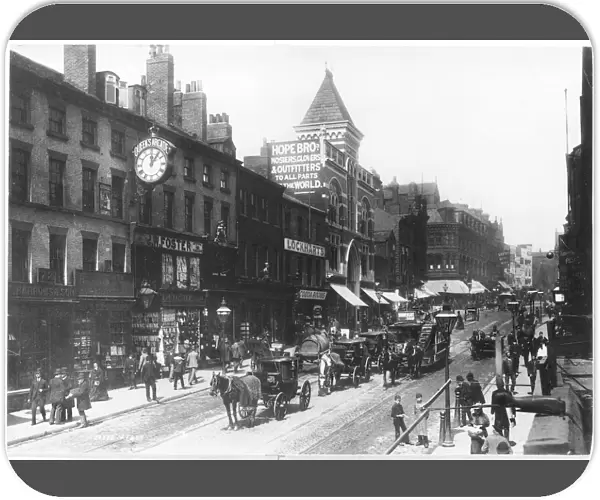 Leeds  /  Busy Street 1891