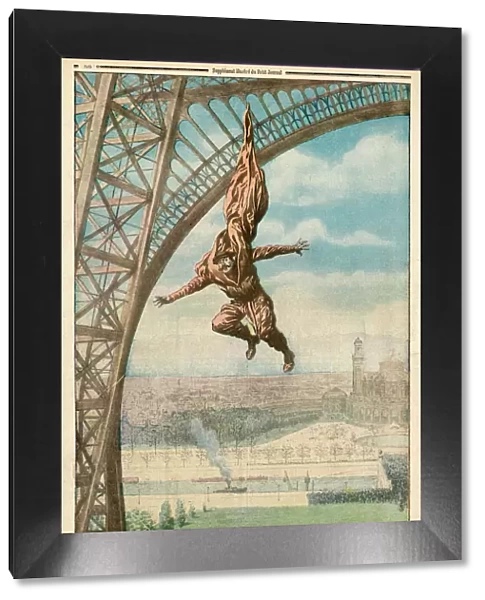 Paris  /  Eiffel Tower 1912