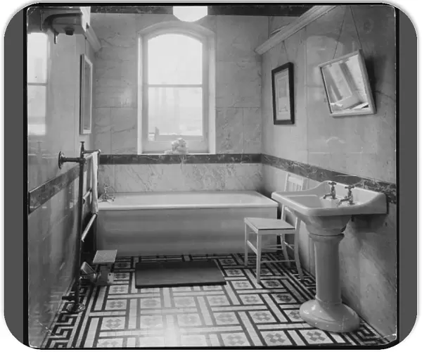 Doulton Bathroom Suite