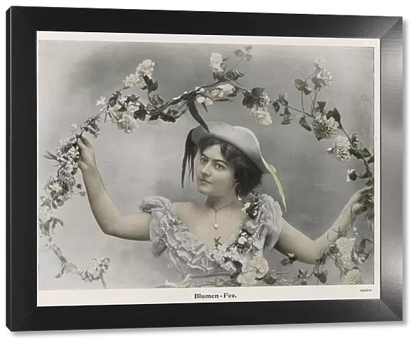 Female Type  /  Flowers 1904