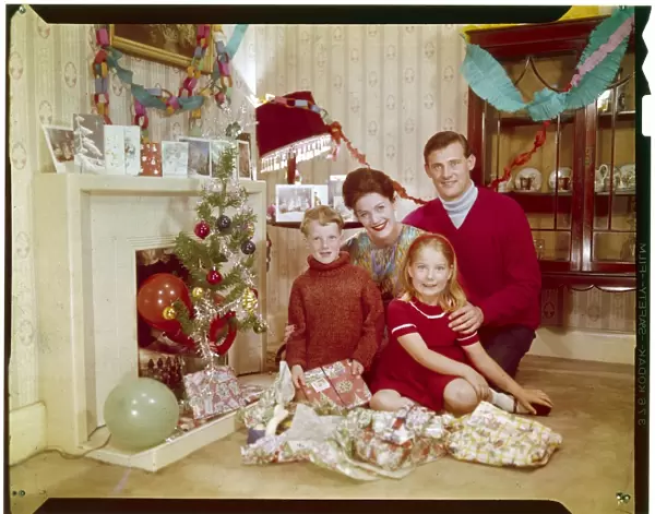 Family Christmas 1960S
