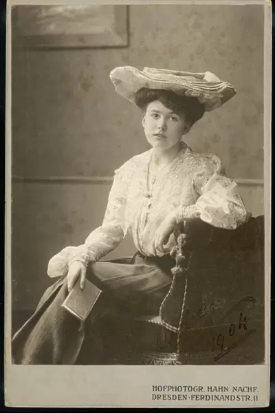 Costume  /  Photo 1904
