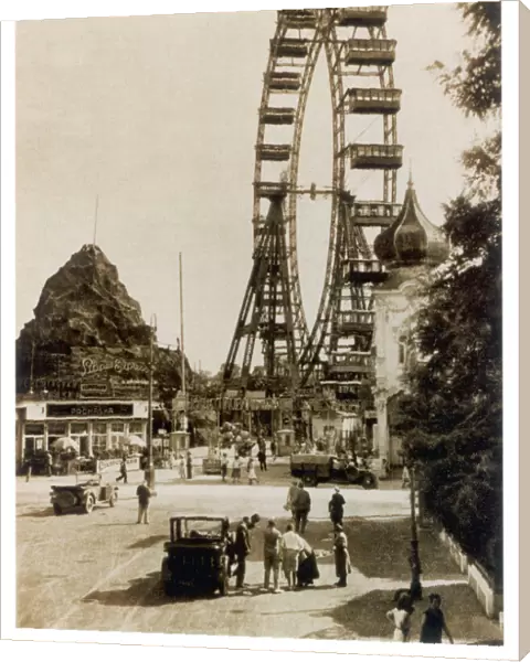 Big Wheel  /  Vienna 1930S