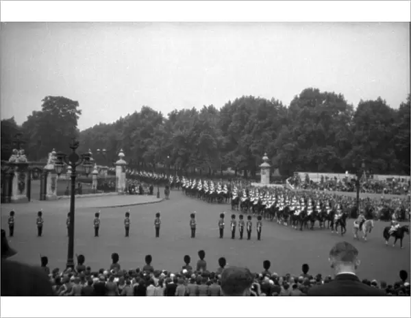 Trooping the Colour - Queen Victoria Memorial