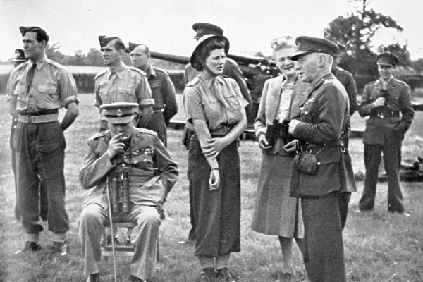 Churchill and family visits anti-flying bomb defences, 1944
