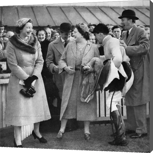 The Queen and Queen Mother at the races