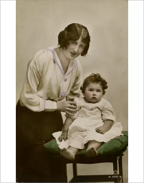 Gladys Cooper with one of her children