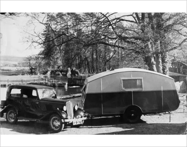 Ford Car & Caravan