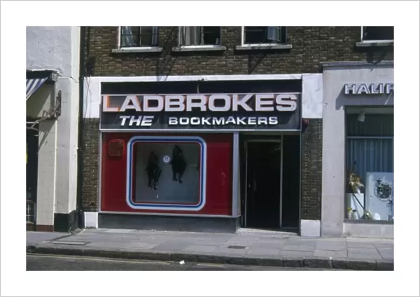 Ladbrokes Betting Shop