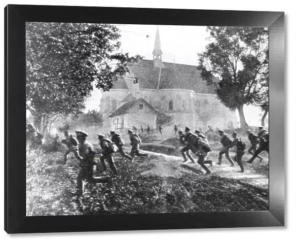 Russian troops running from German attack, WW1