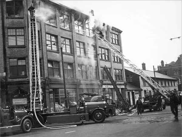 LFB turntable ladders in use at Hackney fire