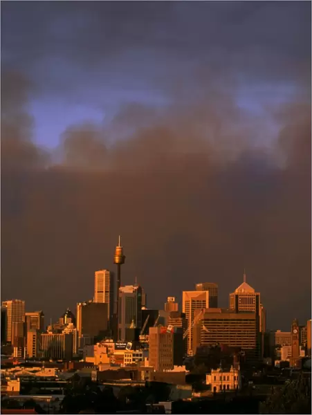 Bushfires - Smoke from raging bushfire dwarfs the Sydney city centre - View from Sydney, New South Wales - Australia JPF33264
