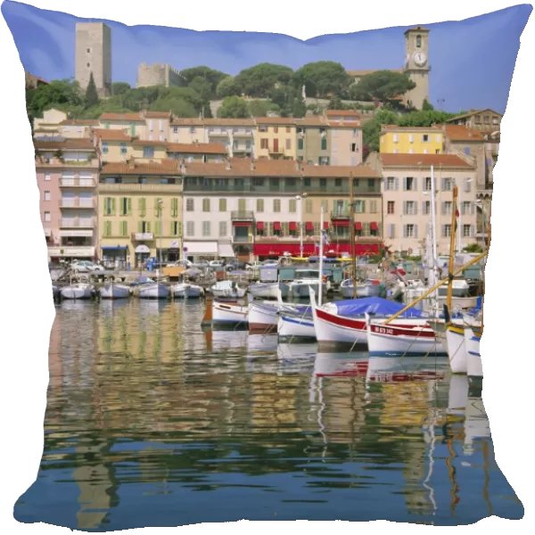 Harbour and waterfront, Cannes, Cote d Azur, Alpes-Maritimes, Provence