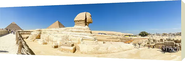 Panoramic view of the Sphinx and the Great Pyramid of Giza, the oldest of the Seven Wonders of the World, UNESCO World Heritage Site, Giza, Cairo, Egypt, North Africa