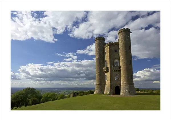 Broadway Tower in evening spring sunshine, Worcestershire, Cotswolds, England