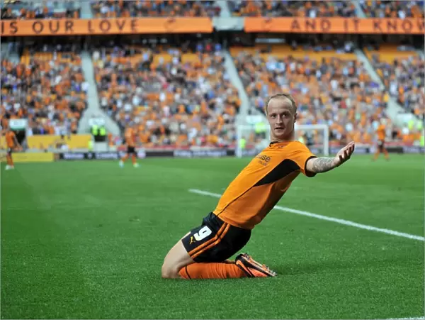 Leigh Griffiths Doubles Up: Wolves Victory Over Gillingham in Sky Bet League One