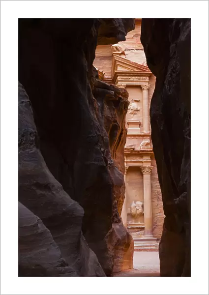 Jordan, Petra-Wadi Musa, Ancient Nabatean City of Petra, The Treasury, Al-Khaznei