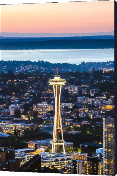 The Space Needle at sunset, Seattle, Washington, USA