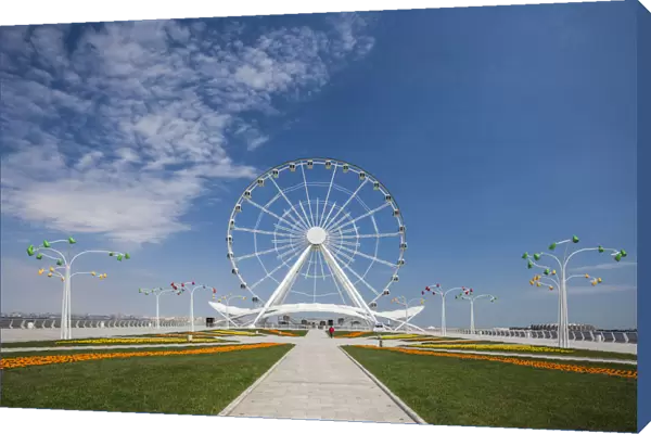 Azerbaijan, Baku, Bulvar Promenade, Baku Eye Ferris Wheel