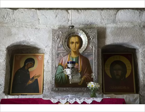 Montenegro, Cetinje (Former Capital of Montenegro), Cetinje Monastery, Chapel Icons