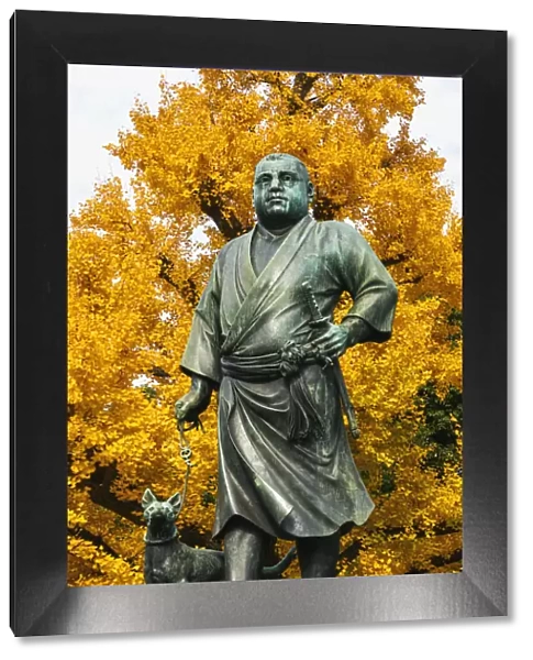 Japan, Honshu, Tokyo, Hibiya, Ueno Park, Statue of Saigo Takamori (1827-1877) the