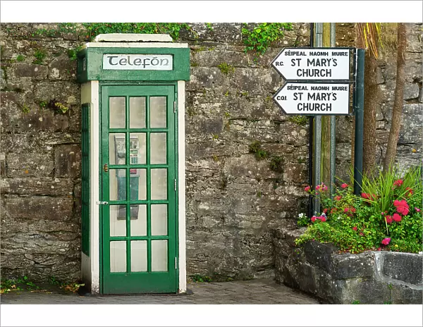 Ireland, Co. Mayo, Cong, traditional Irish telephone box