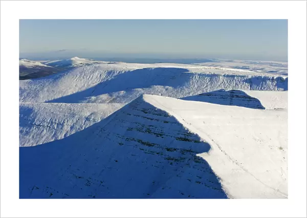 Europe, UK, United Kingdom, Wales, Brecon Beacons National Park, Pen y fan mountain snow covered in winter