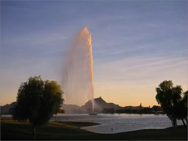 20086529. USA Arizona Fountain Hills Huge plume of water