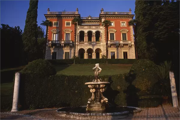20088247. ITALY Lombardy Lake Como Private villa