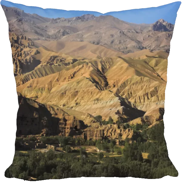 20085250. AFGHANISTAN Bamiyan Province Bamiyan View of Bamiyan valley
