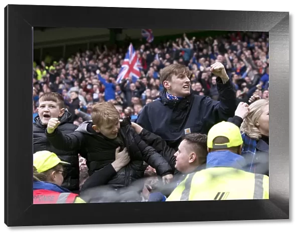 Rangers Thrilling Goal: Celtic Park Showdown - Rangers Fans Euphoria