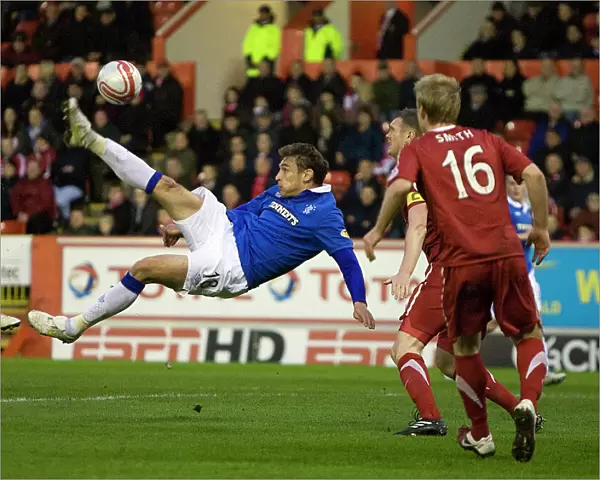 Rangers Nikica Jelavic Thrills with Overhead Kick: Aberdeen 0-1 Rangers (Clydesdale Bank Scottish Premier League, Pittodrie Stadium)