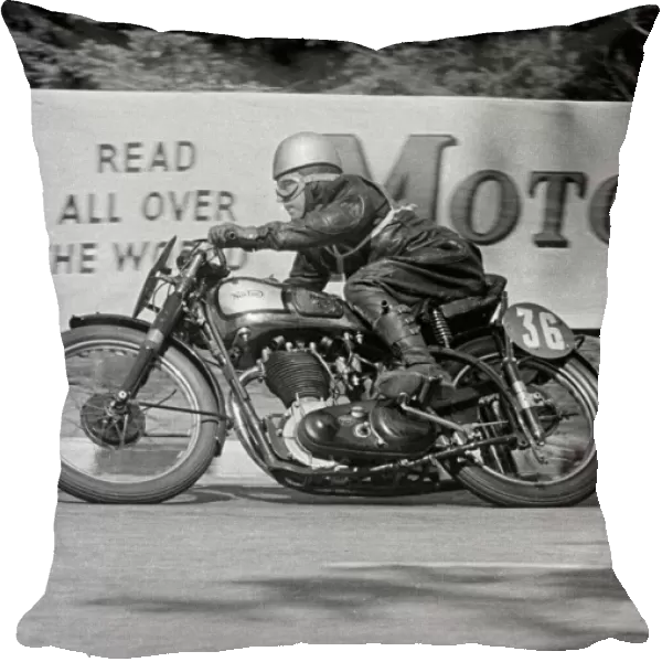 Jack Wood (Norton) 1951 Senior Clubman TT