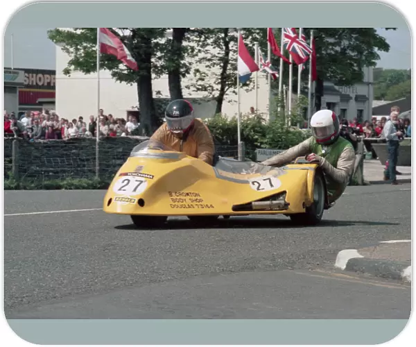 Keith Brown & David Hedison (Windle Yamaha) 1986 Sidecar TT