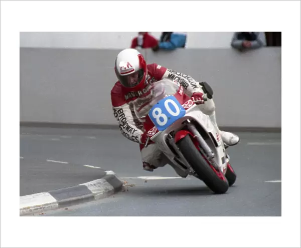 Dave Binch (Yamaha) 1990 Junior Manx Grand Prix