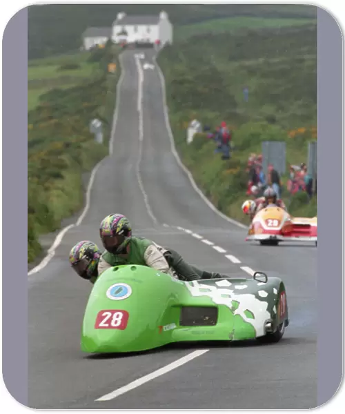 Vern Phillips & Gill Phillips (Merrydown Baker) 1998 Sidecar TT