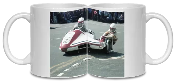 Colin Hopper & Keith Newman (Sparton Phoenix) 1981 Sidecar TT