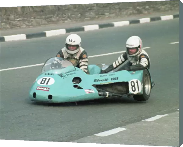 Derek Blackbourn & Barry Dunn (Yamaha) 1982 Sidecar TT