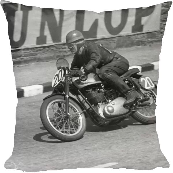 Gerry Turner (BSA) 1954 Senior Clubman TT