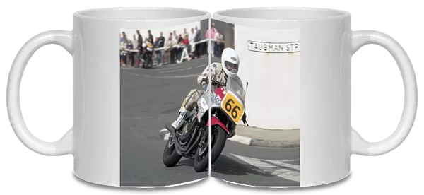 Stuart Jones (Yamaha) 1986 Senior Manx Grand Prix