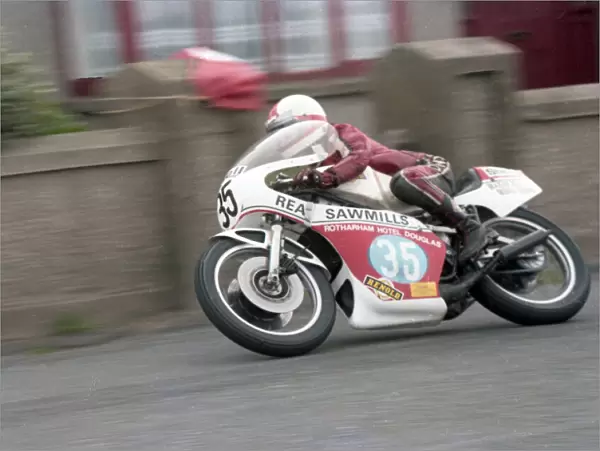 Jim Dunlop (Yamaha) 1980 Junior Manx Grand Prix