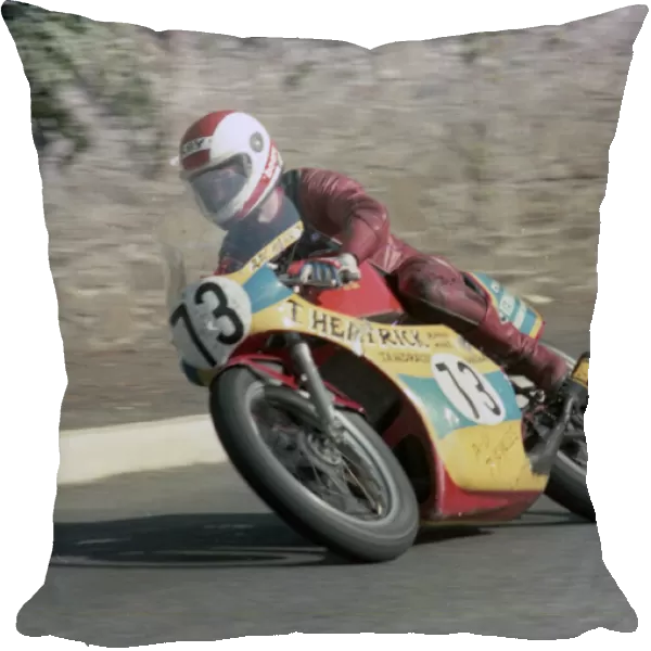 Ray Hanna (Yamaha) 1982 Senior Manx Grand Prix